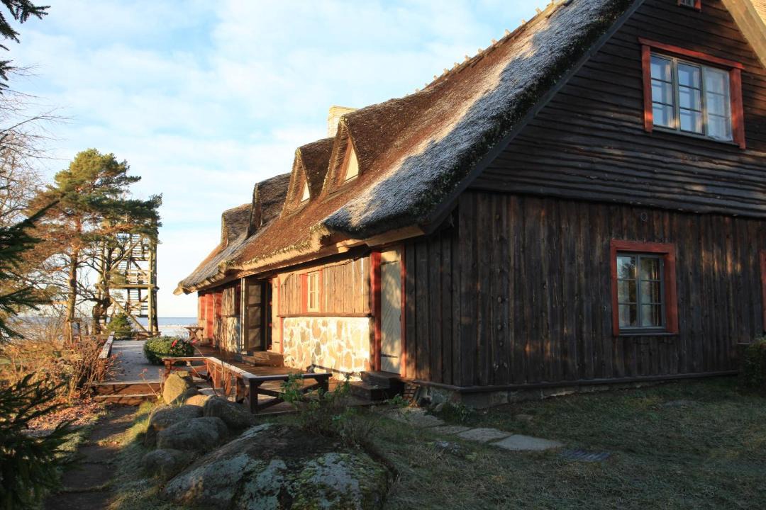 Photo of Others in Haeska