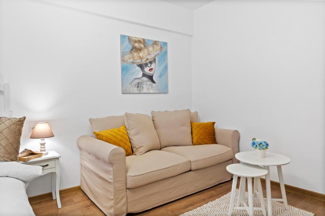 Photo of Livingroom in Sector 4