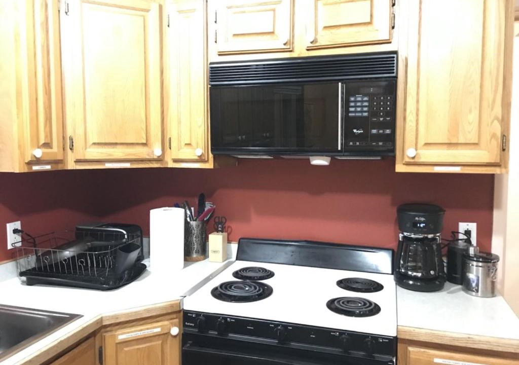 Photo of Kitchen in Alyeska