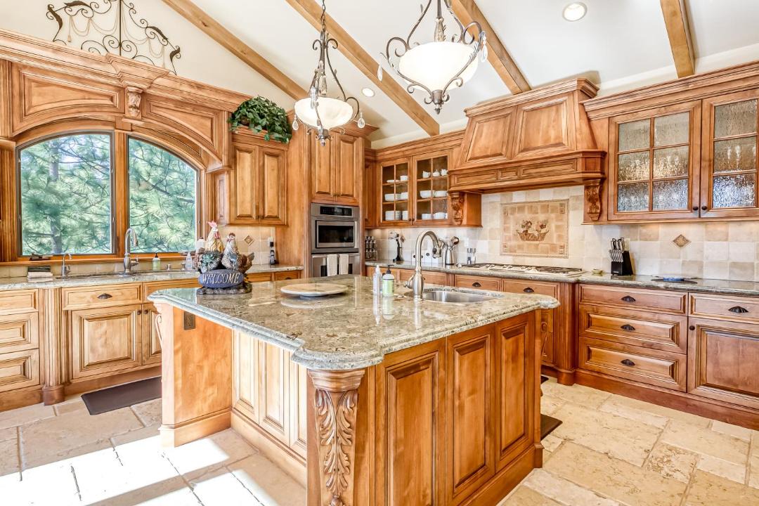 Photo of Kitchen in Round Hill Village