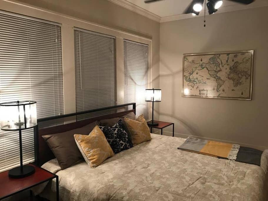 Photo of Bedroom in Neartown