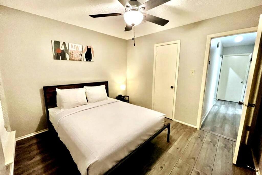 Photo of Bedroom in Katy