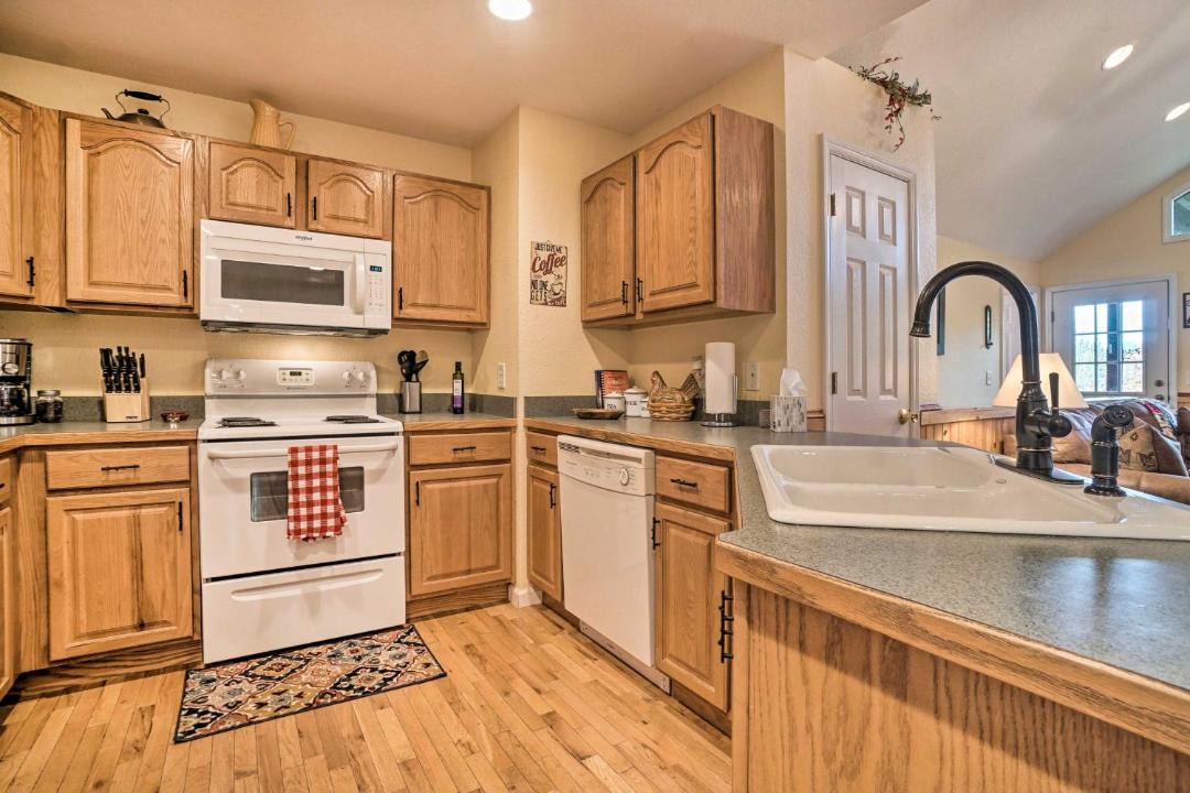 Photo of Kitchen in Hiawassee