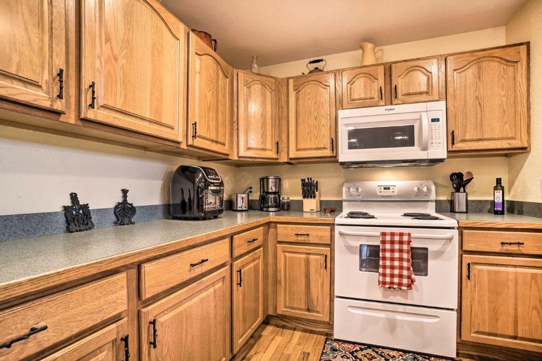Photo of Kitchen in Hiawassee