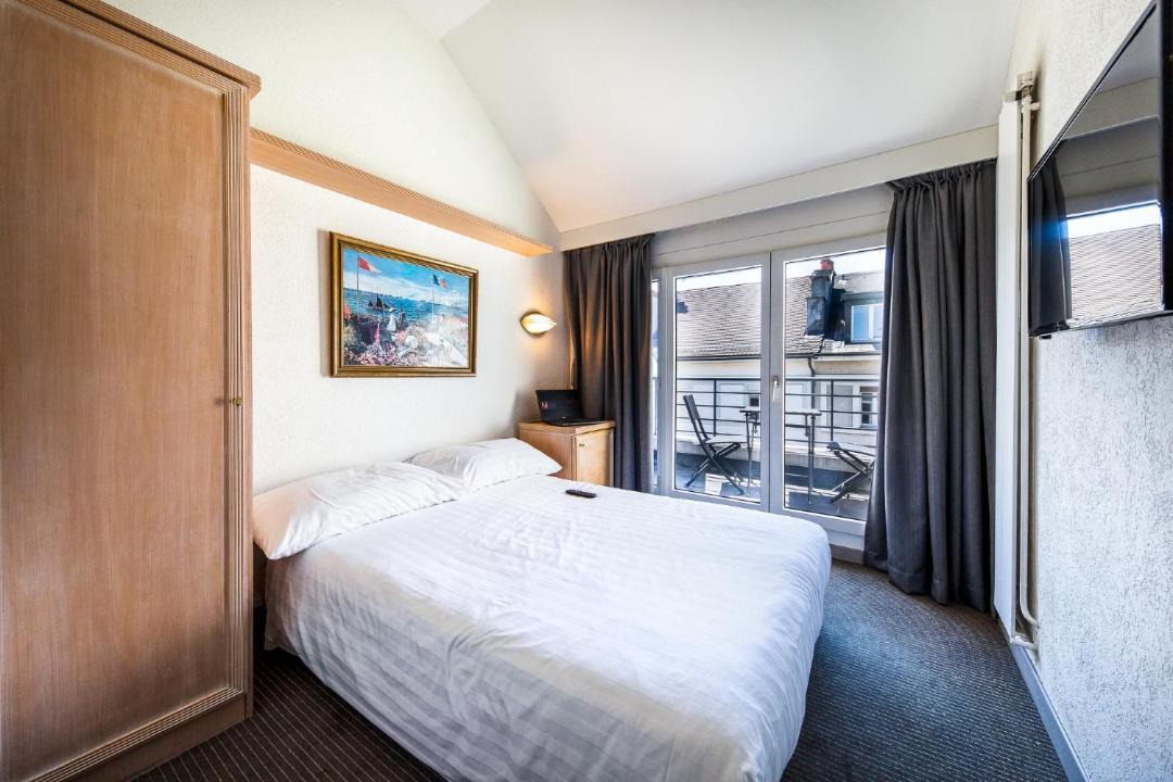 Photo of Bedroom in Paquis Navigation