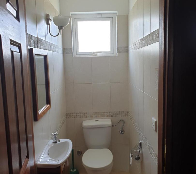 Photo of Bathroom in La Preneuse