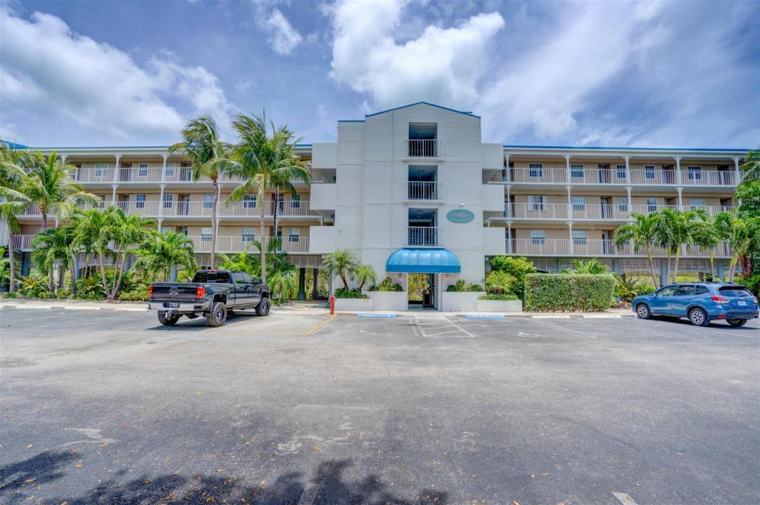 Photo of Others in Tavernier