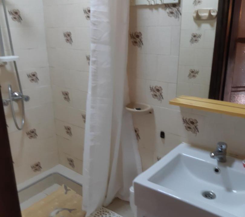 Photo of Bathroom in Igal