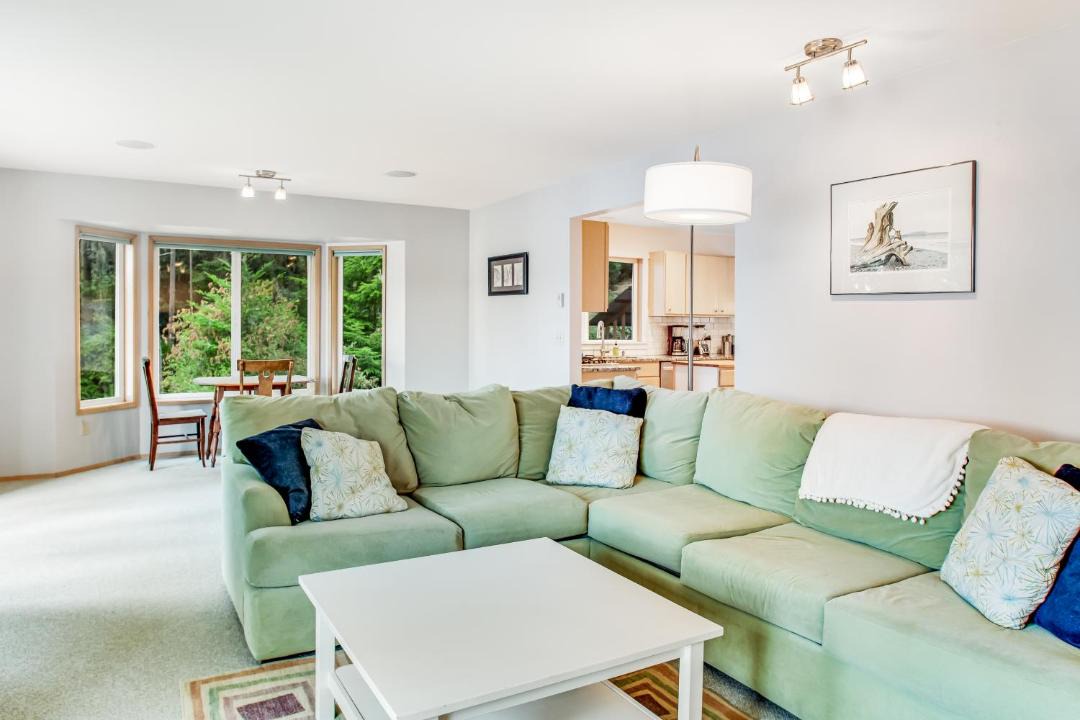 Photo of Livingroom in Lopez Island