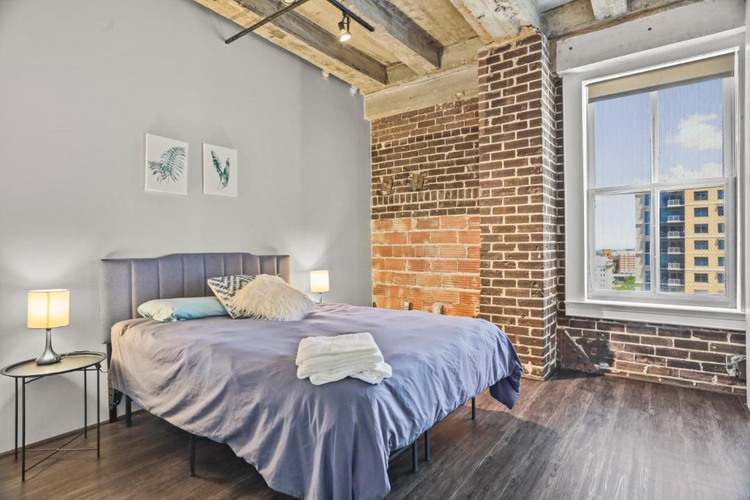 Photo of Bedroom in Downtown Houston