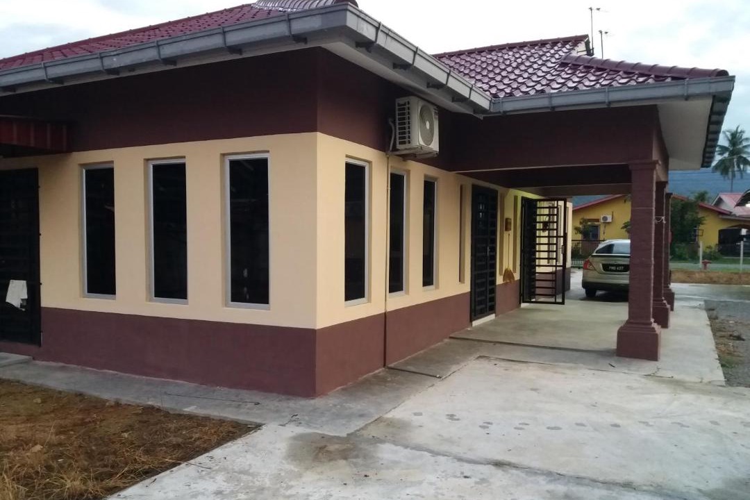 Photo of Buildings in Kuala Teriang