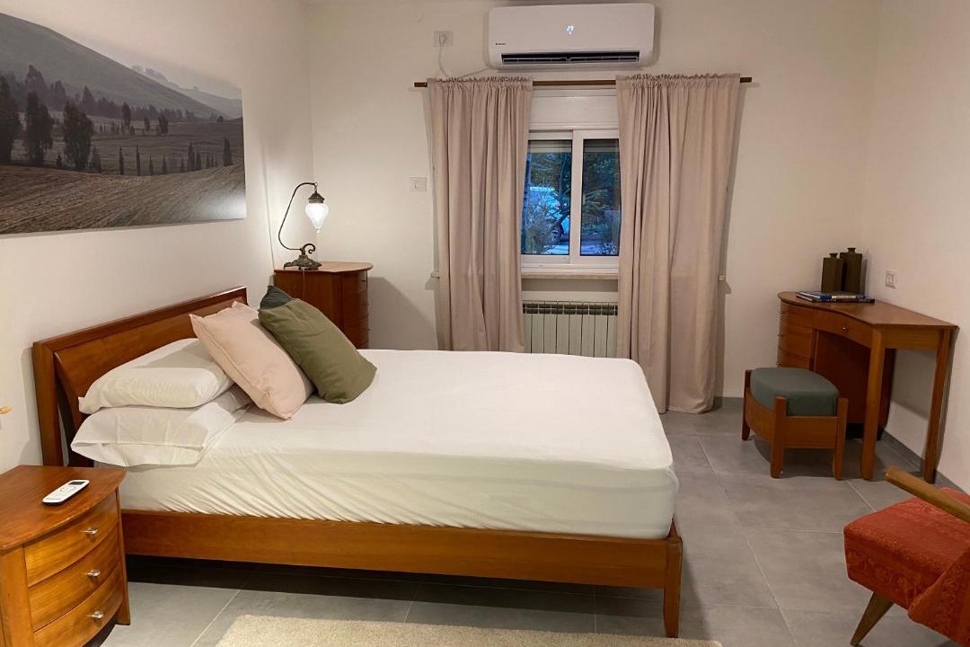 Photo of Bedroom in Sha'al
