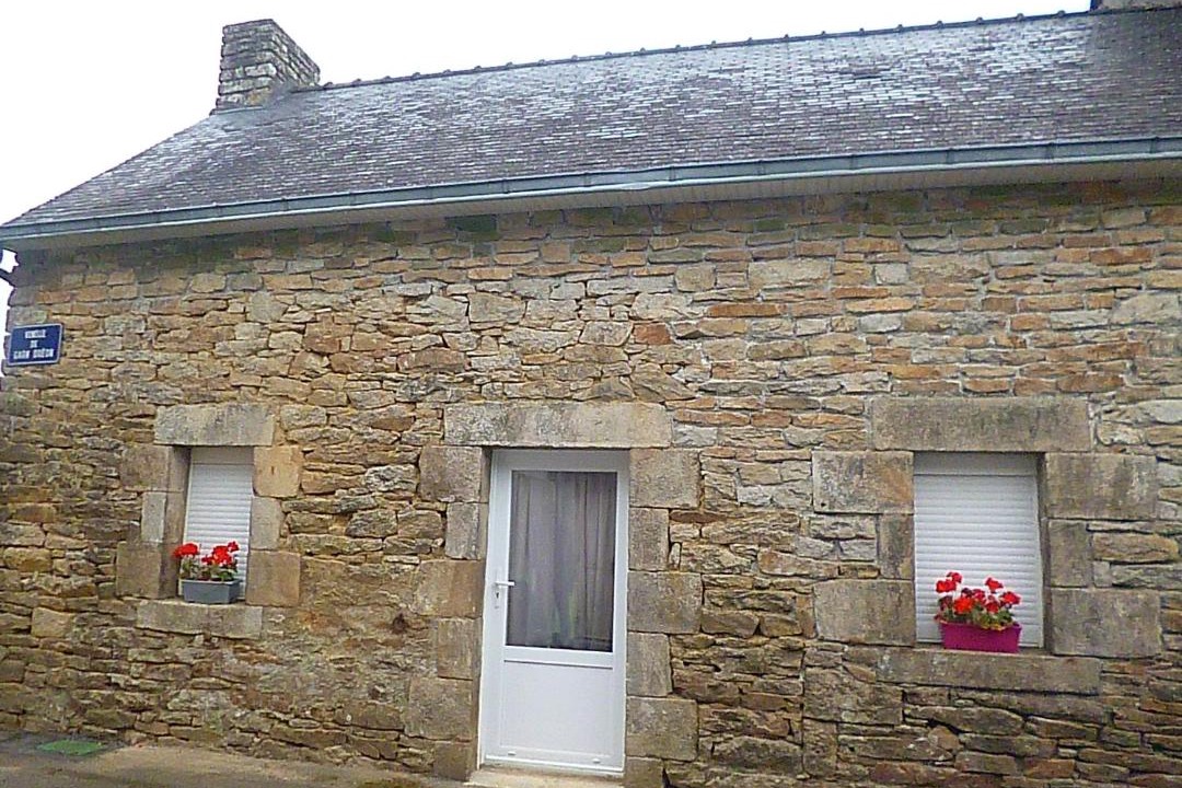 Photo of Buildings in Tregourez