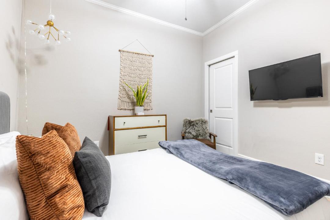 Photo of Bedroom in Old East Dallas