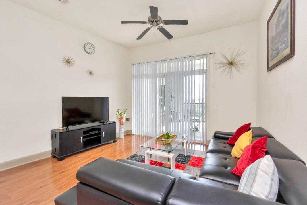 Photo of Livingroom in Texas Medical Center