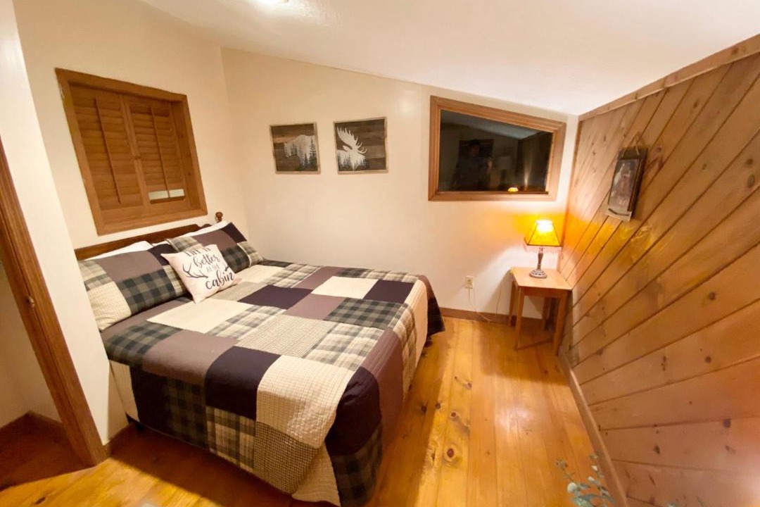 Photo of Bedroom in Blairsville