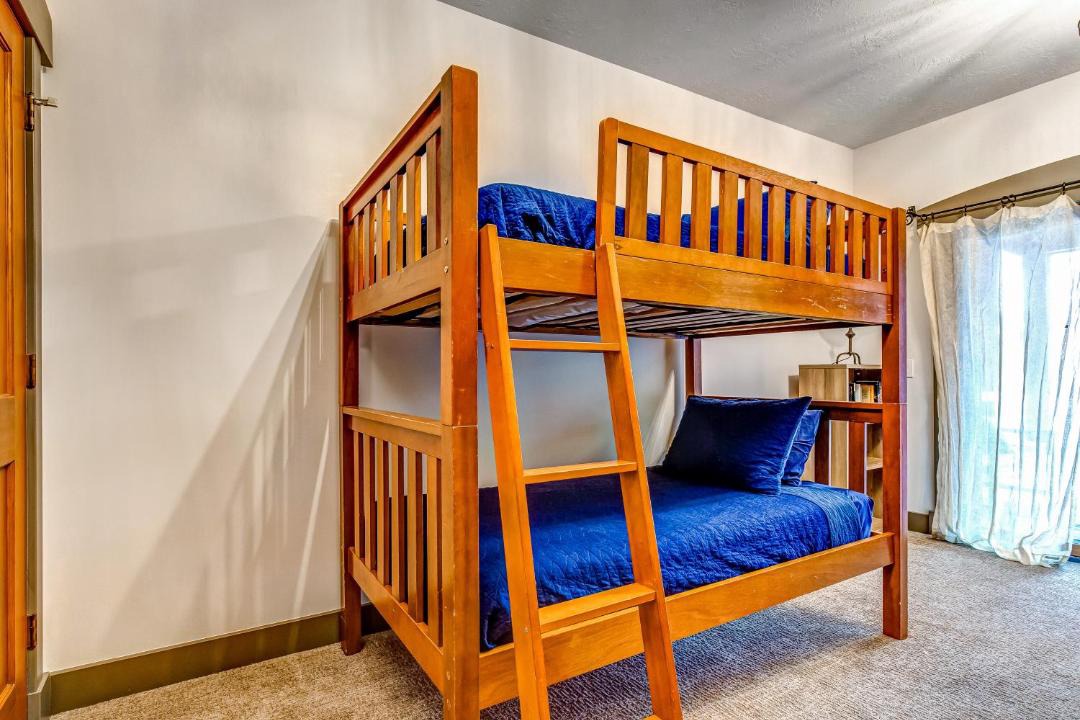 Photo of Bedroom in Salt Lake Mountain Resorts