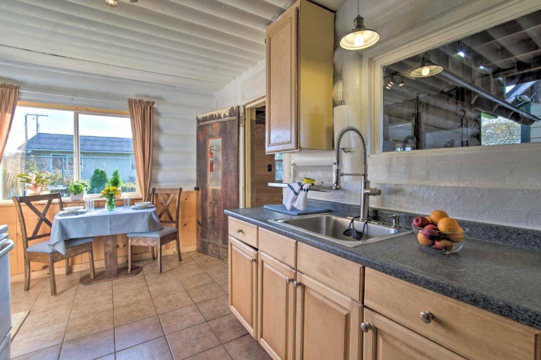 Photo of Kitchen in Crescent City North