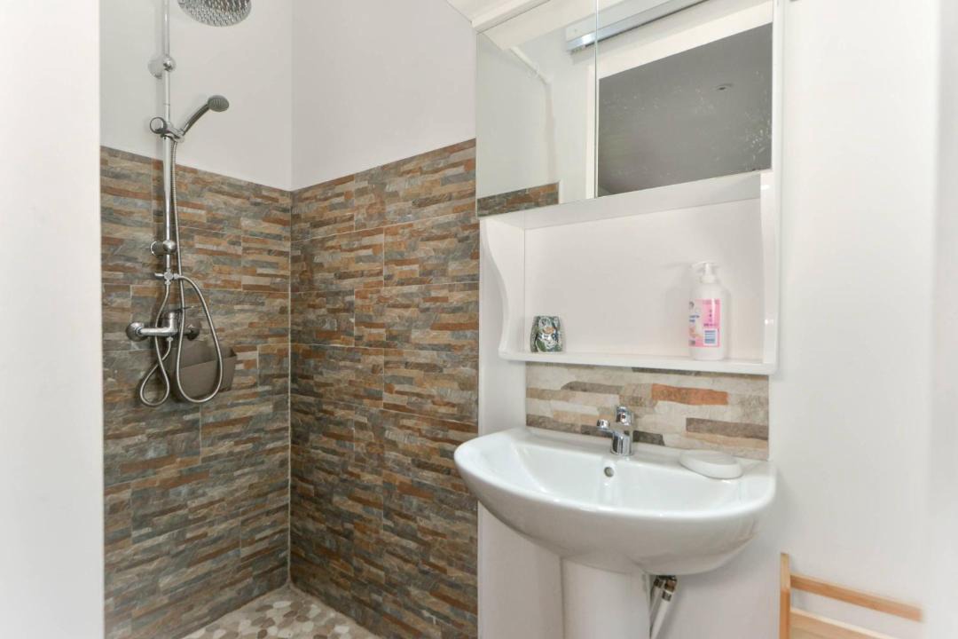 Photo of Bathroom in Baie-Mahault