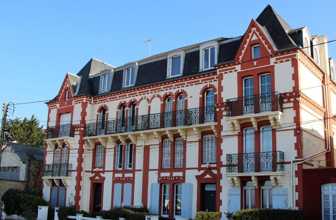 Photo of Buildings in Houlgate