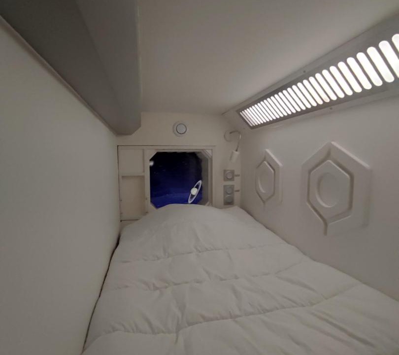 Photo of Bedroom in Lisieux