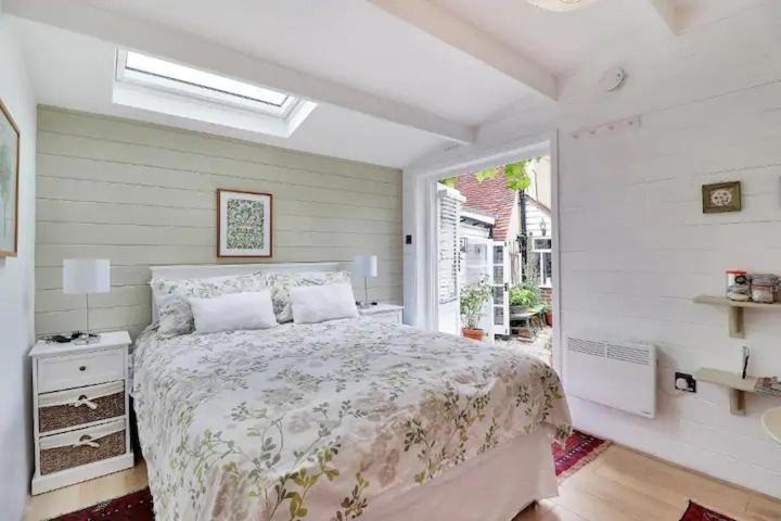 Photo of Bedroom in Goudhurst