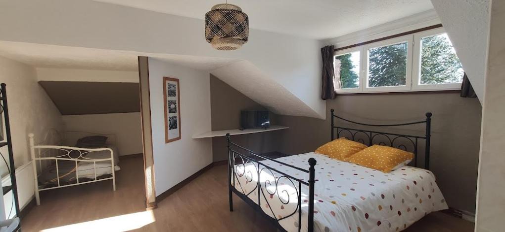 Photo of Bedroom in Compreignac