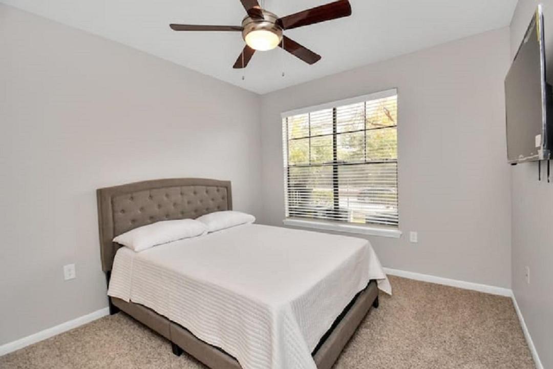 Photo of Bedroom in South Central Houston
