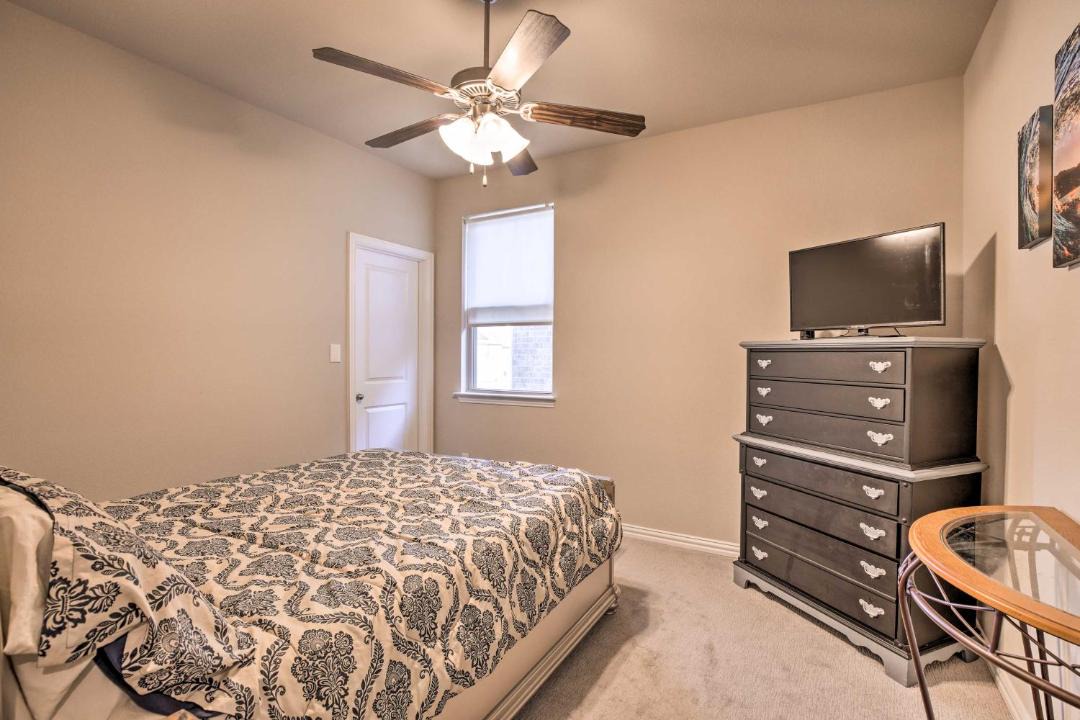 Photo of Bedroom in Rowlett