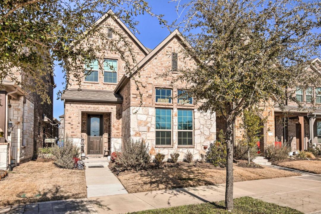 Photo of Buildings in Rowlett