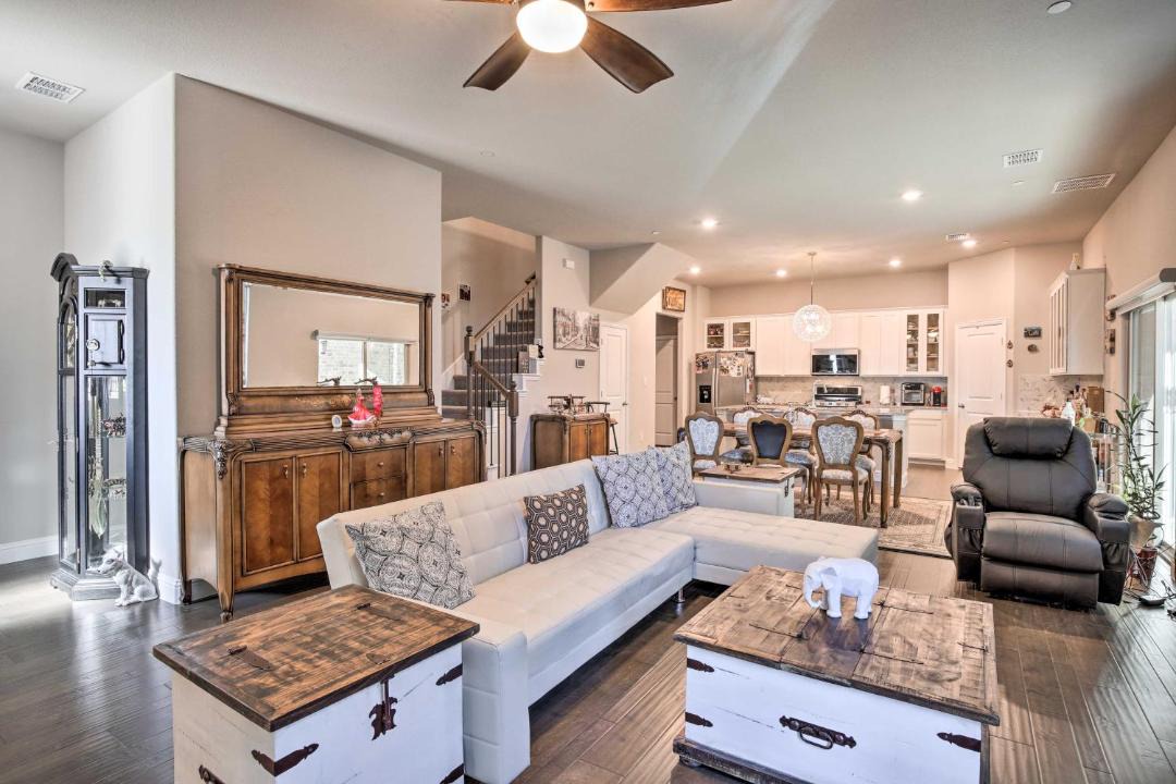 Photo of Livingroom in Rowlett