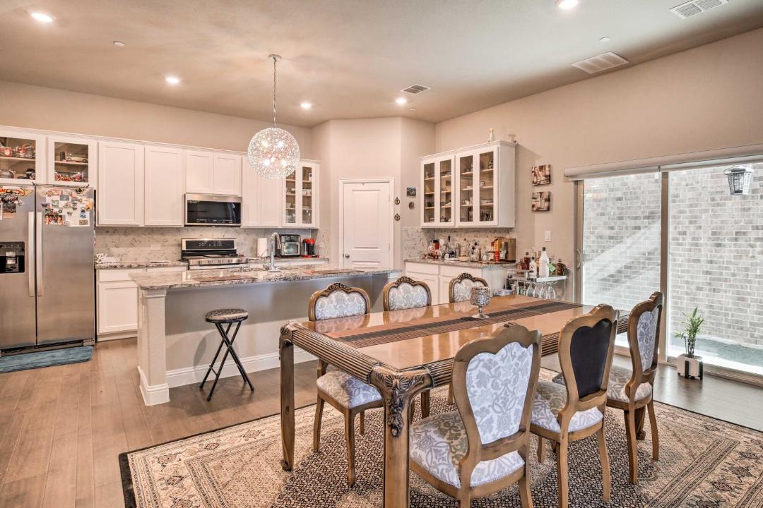 Photo of Livingroom in Rowlett