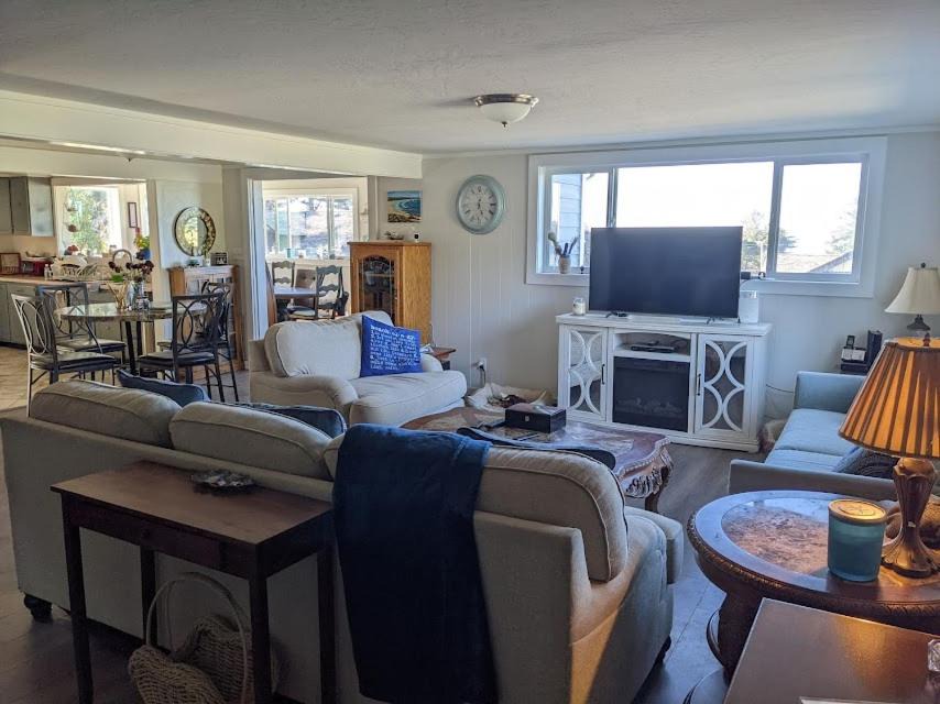 Photo of Livingroom in Gold Beach