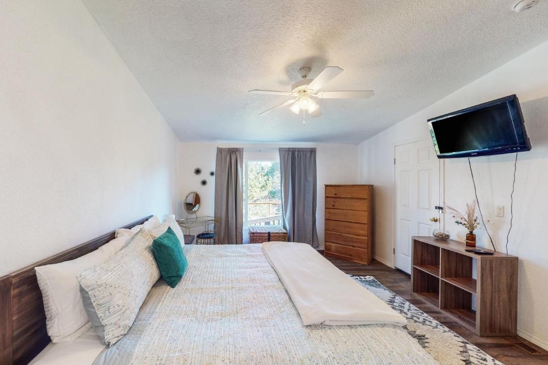 Photo of Bedroom in Port Orford