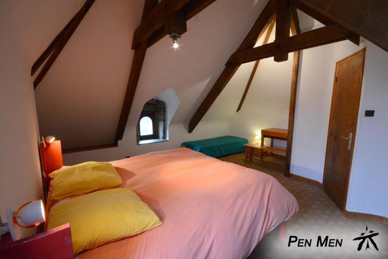 Photo of Bedroom in Bon Repos sur Blavet