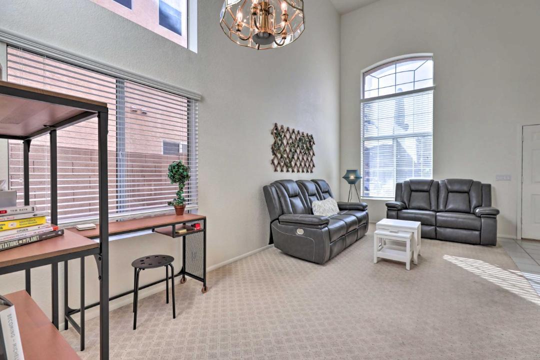 Photo of Livingroom in Ahwatukee Foothills