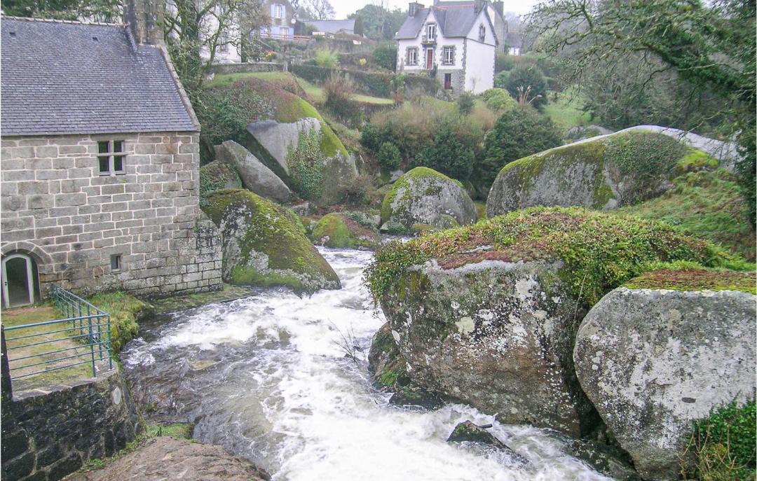 Photo of Buildings in Saint-Adrien