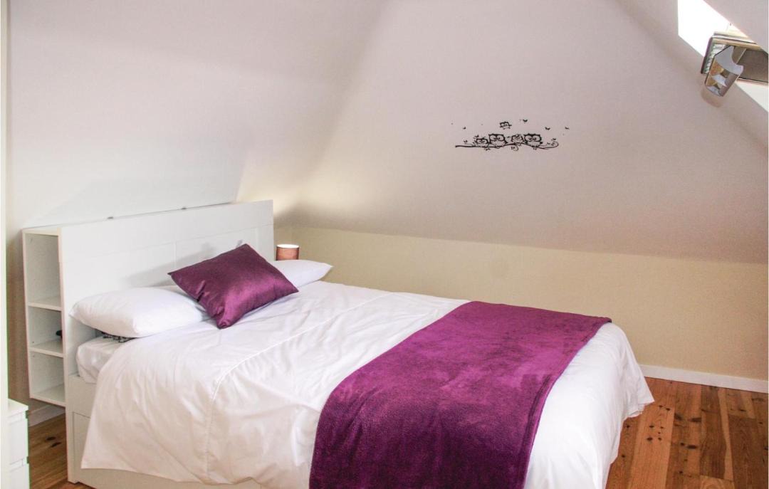 Photo of Bedroom in Caurel