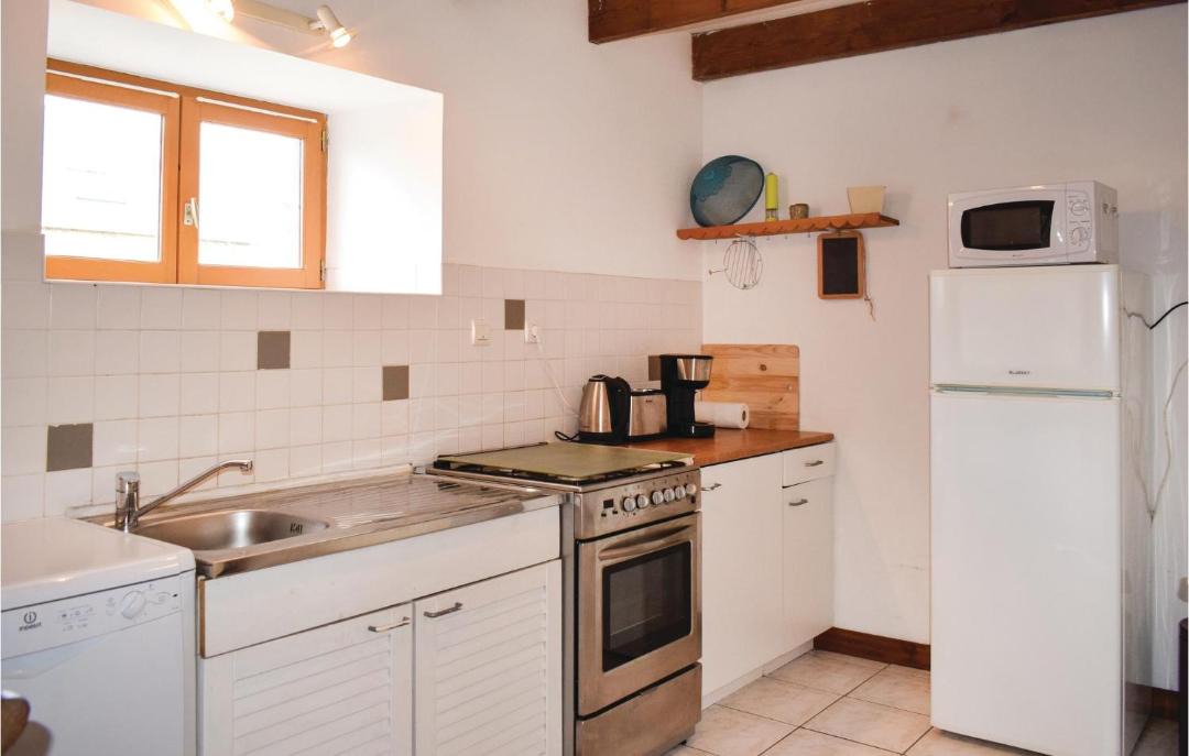Photo of Kitchen in Pommerit-le-Vicomte