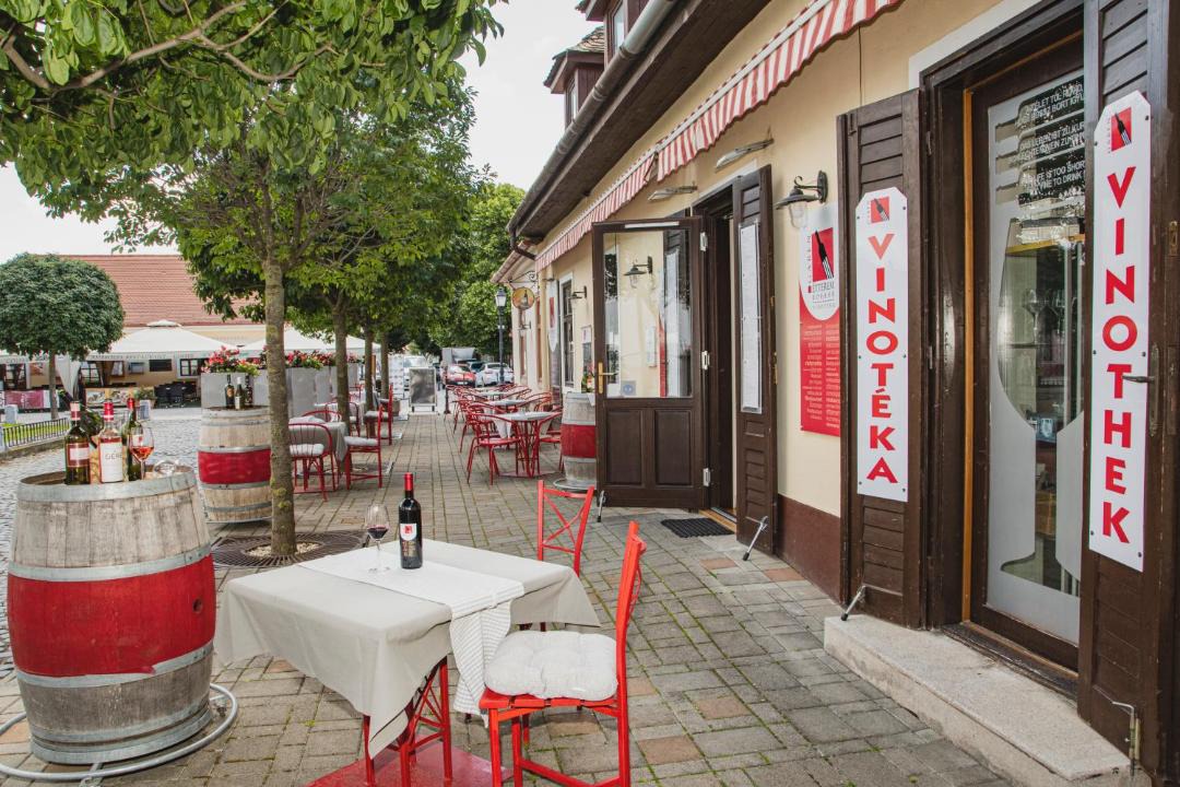 Photo of Patio Balcony in Mosonmagyarovar