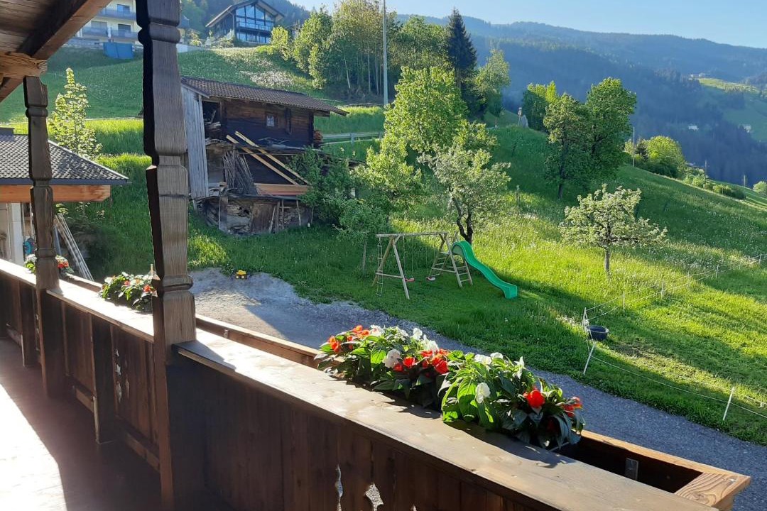 Photo of Others in Distelberg