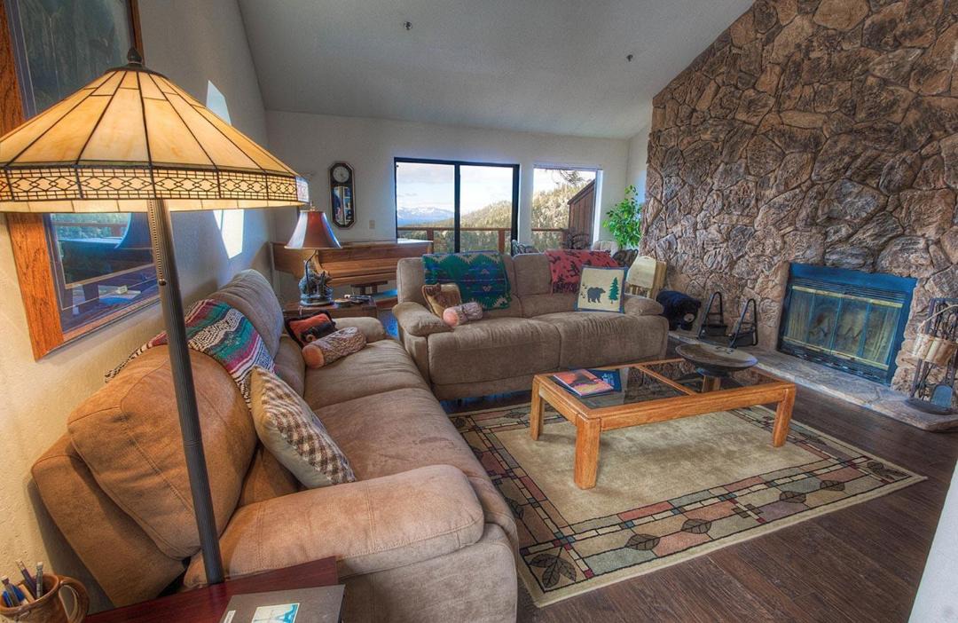 Photo of Livingroom in Tahoe Village