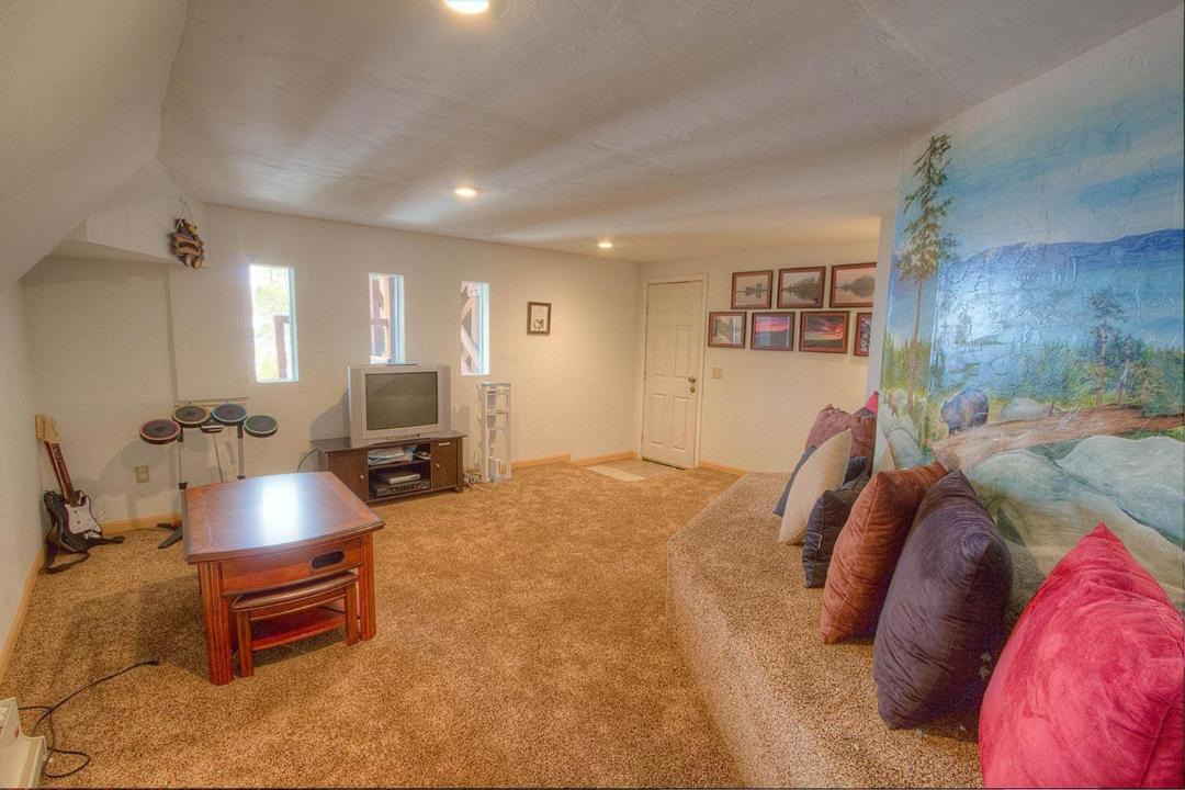 Photo of Livingroom in Tahoe Village