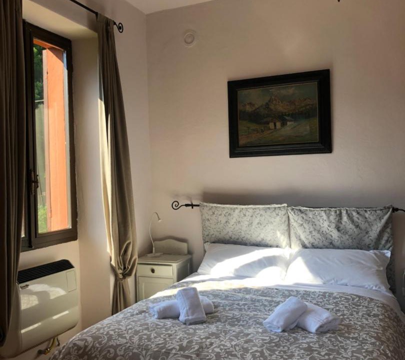 Photo of Bedroom in Pradleves