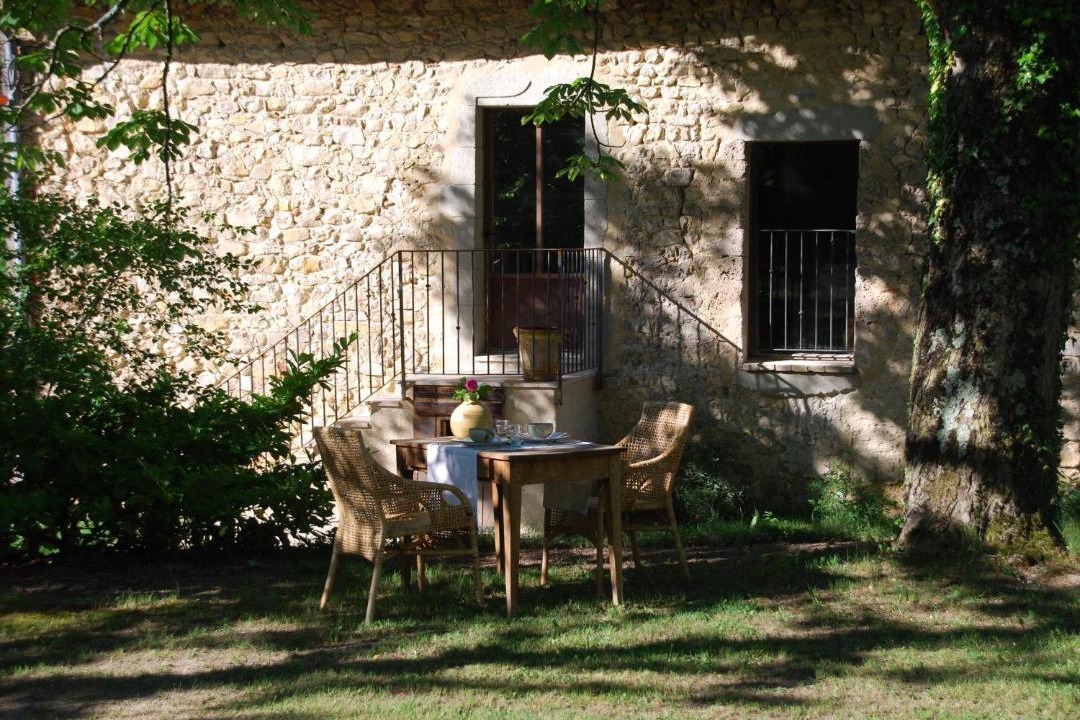 Photo of Others in Combovin
