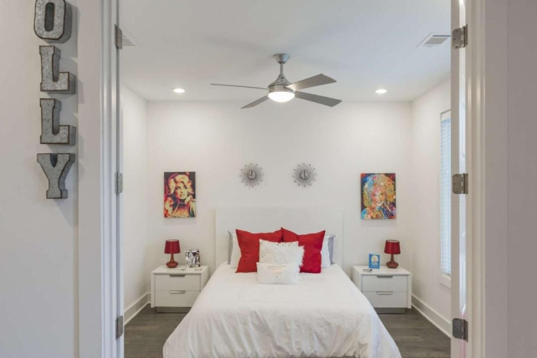 Photo of Bedroom in Inglewood