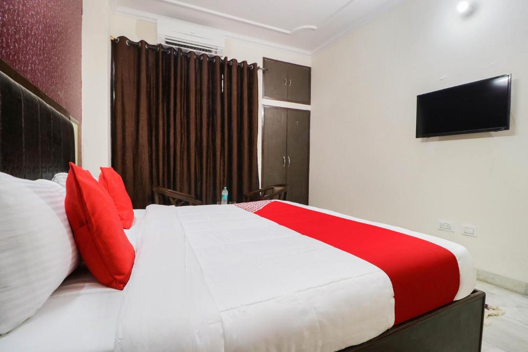 Photo of Bedroom in Sector 45