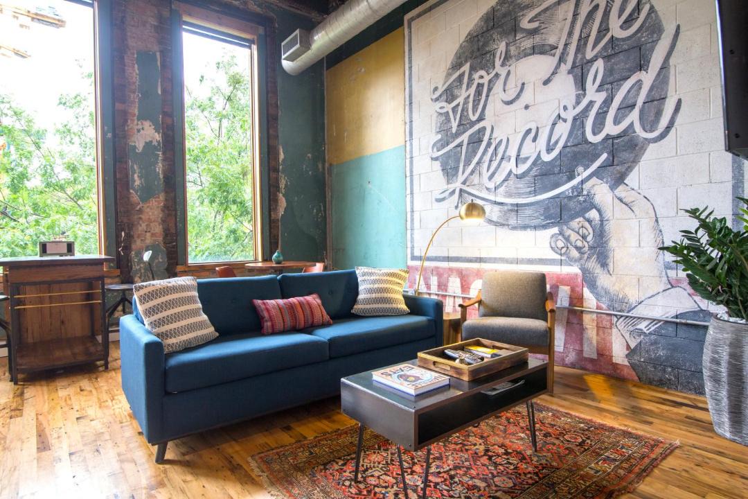 Photo of Livingroom in Arts District