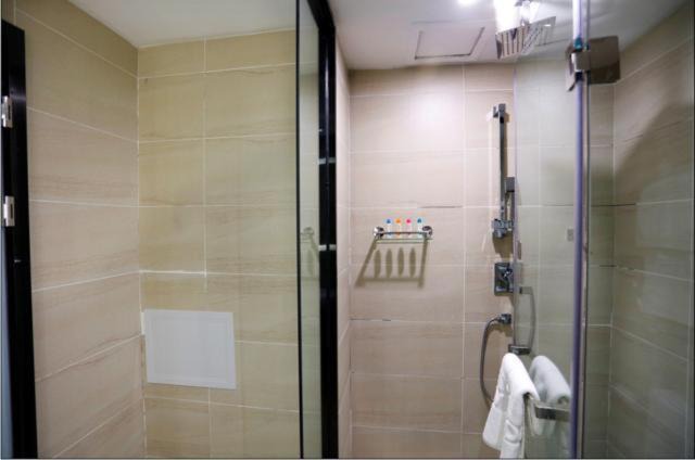 Photo of Bathroom in Jinfeng Developing Area