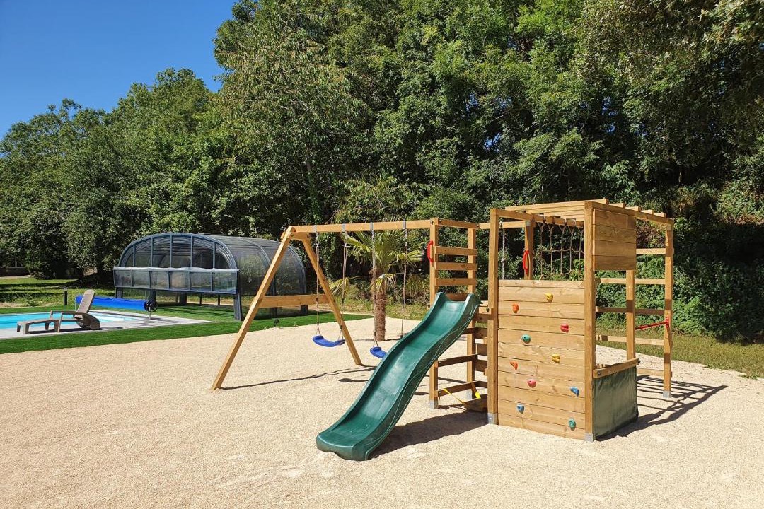 Photo of Outdoor in Cleden-Poher